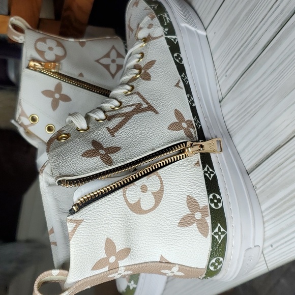 Women's designer Replica sneaker boot - Picture 4 of 7